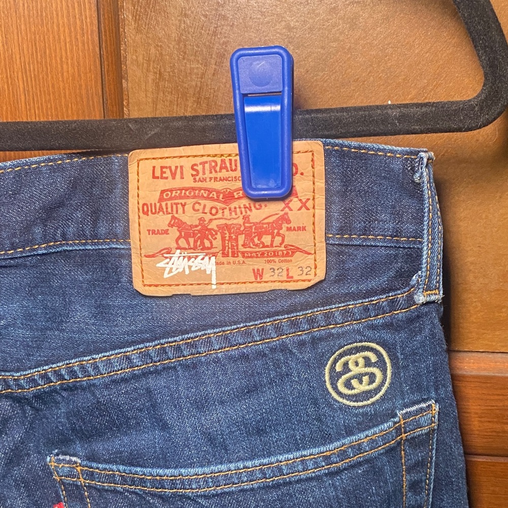 Stussy x Levi’s Men's Indigo Straight Jeans - Picture 2 of 4